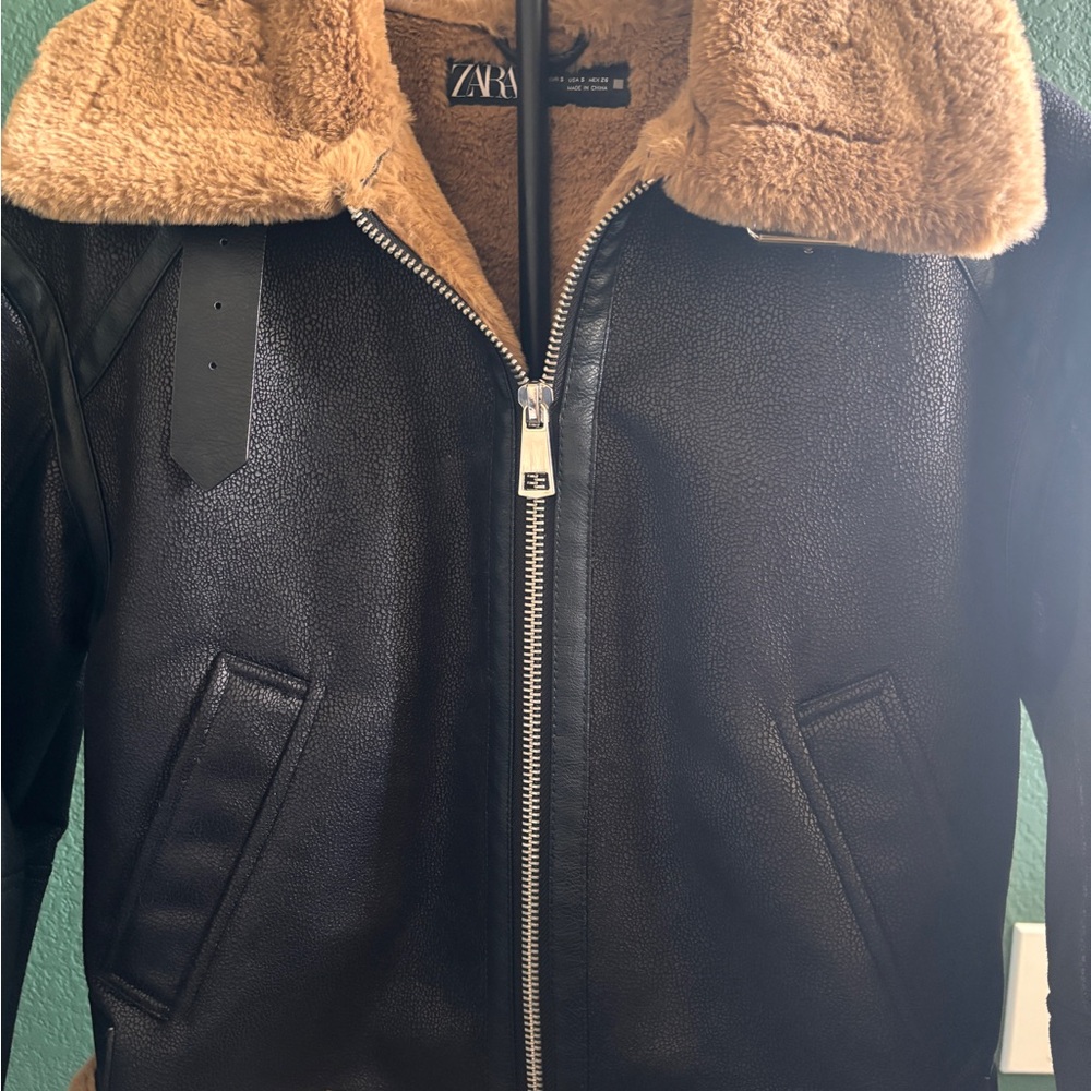 Zara Black Bomber Jacket with Tan Fur Collar
